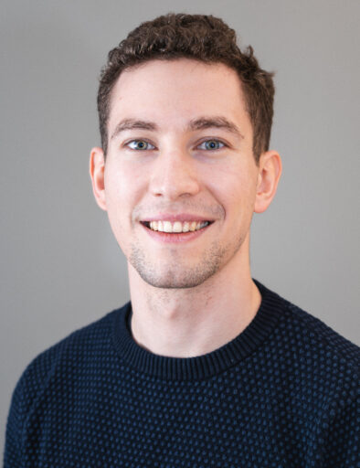 Augmedi Staging Cyrill-Altorfer-Portrait-394x512 About us  